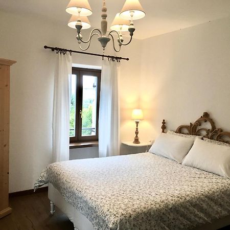 Al Rustico Hotel Torbole Sul Garda Exterior foto